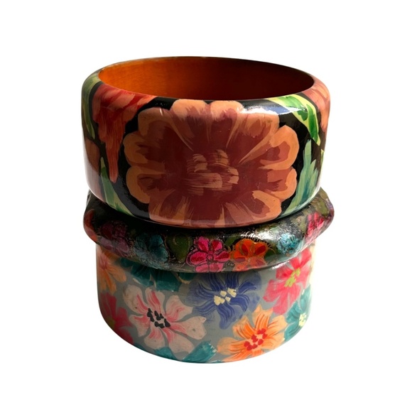 Group of 3Vintage Hand Painted Wood Bangle Bracelets - Picture 2 of 11
